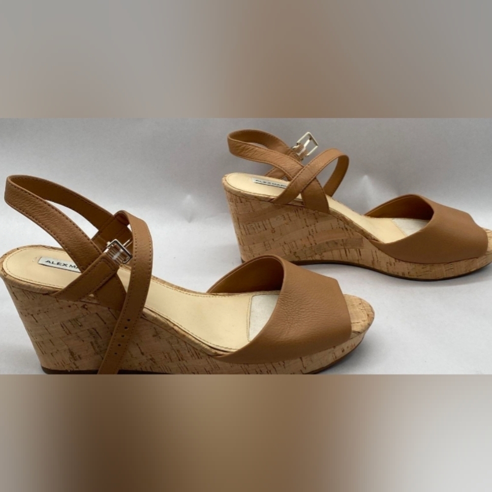 Alex Marie Claramir Leather Wedge Sandals Size 10 Like New W/Box - Picture 3 of 8